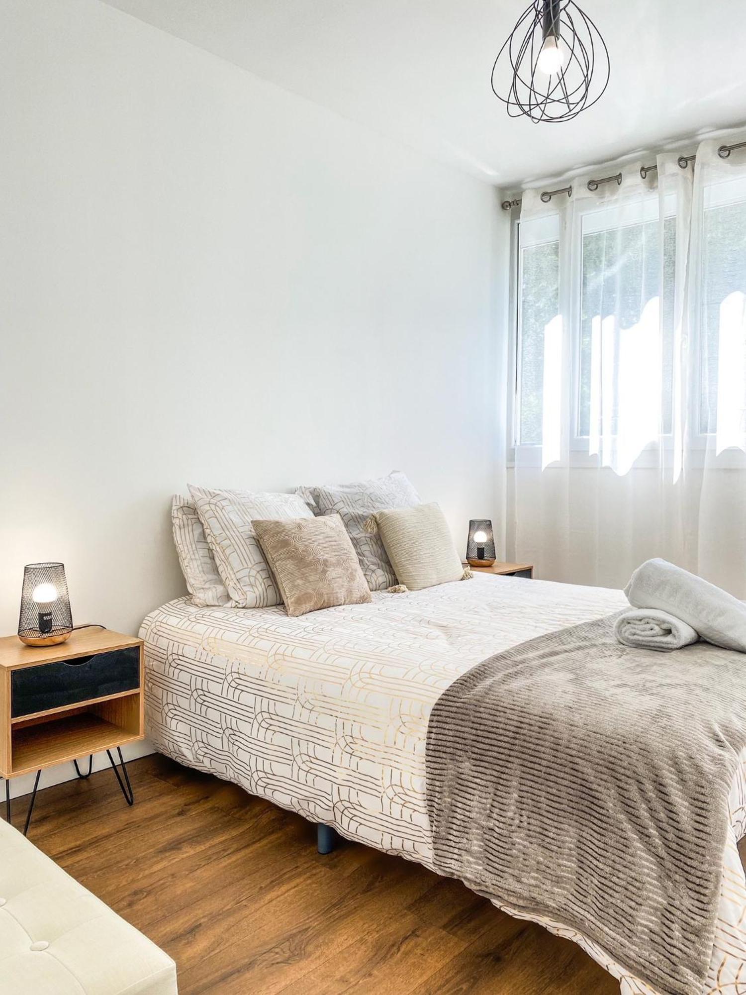 Apartamento T3 Moderne Avec Balcon Terrasse Et Parking Gratuit Niort Exterior foto
